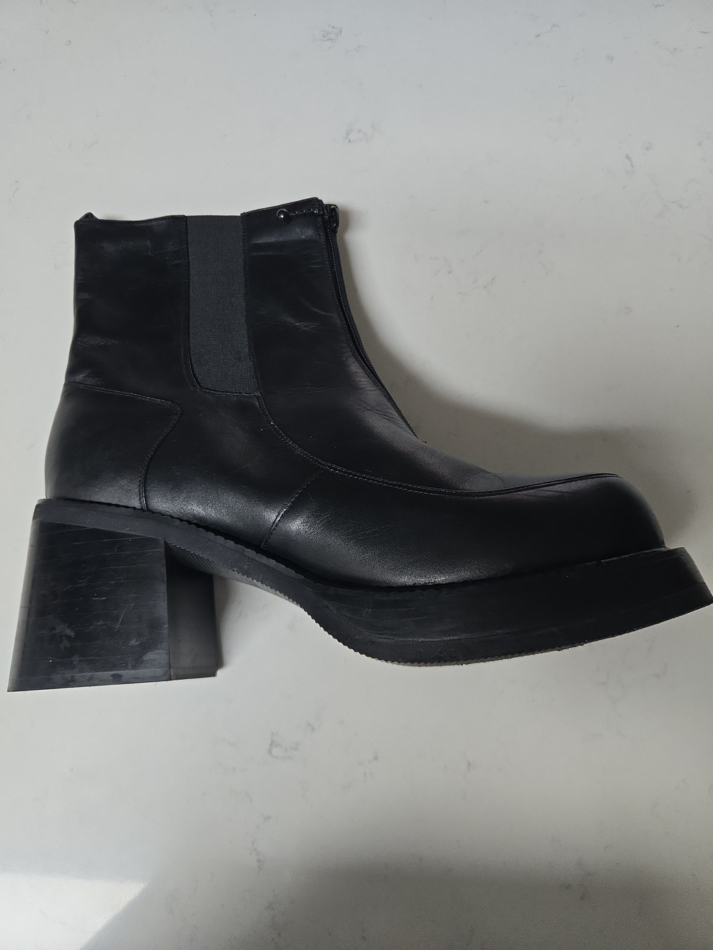 Peerage Women's Black Leather Platform Boot Size 12 WW - Picture 2 of 16